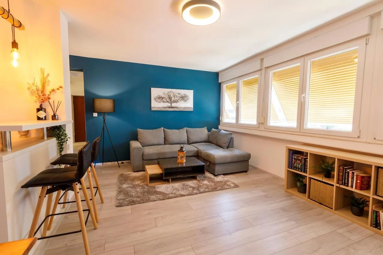 Sunny & Luxury Apartment Near City Center 스플리트