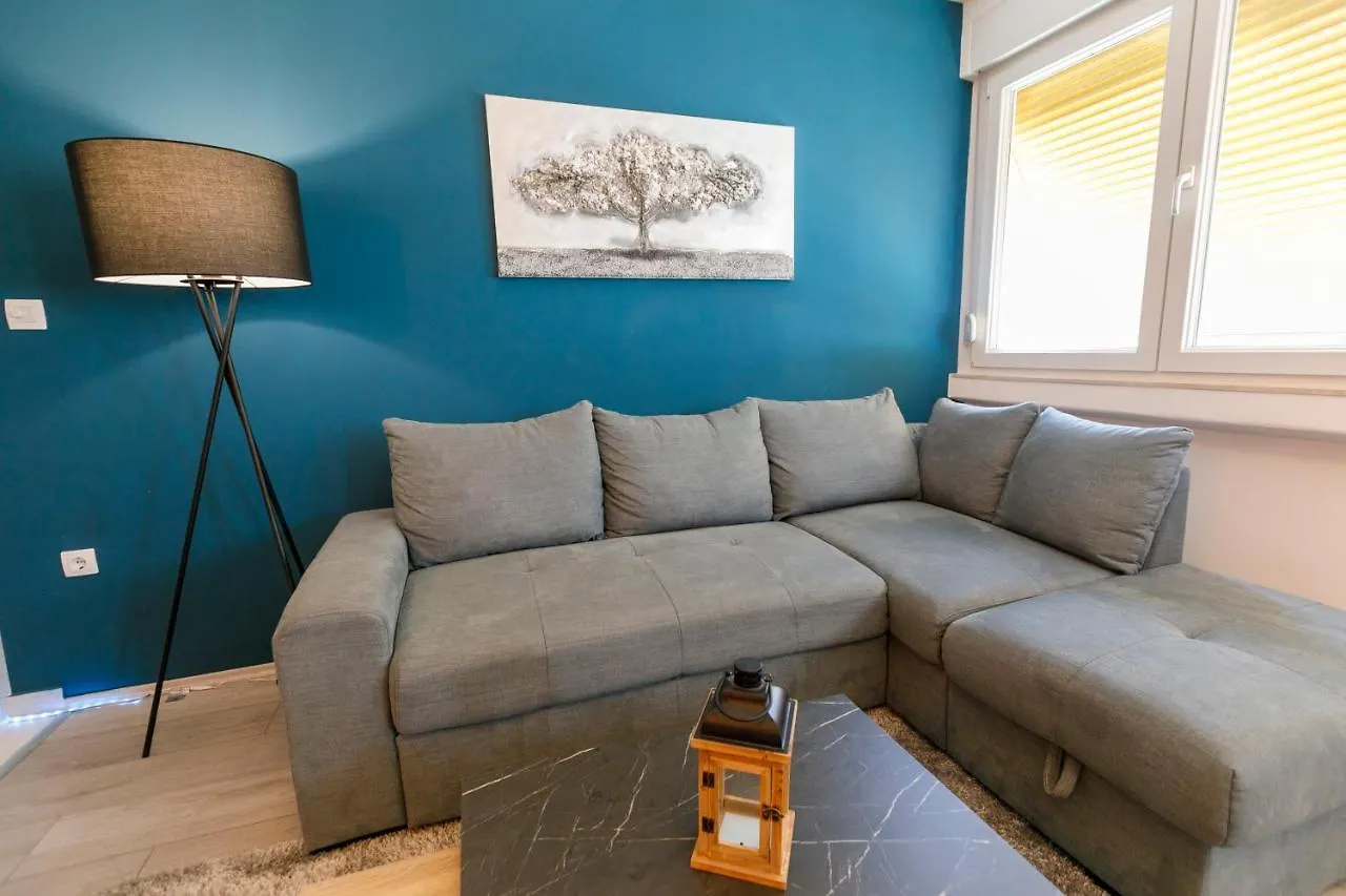Sunny & Luxury Apartment Near City Center Split